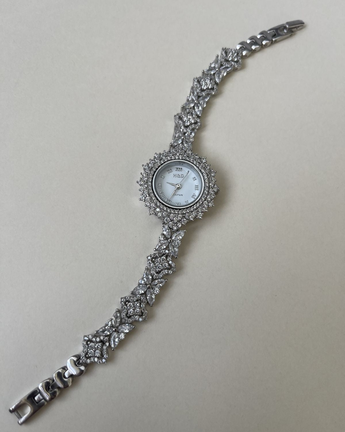 Rodyum Kaplı Zirkon Taşlı Kadın Saat 18 cm 92796