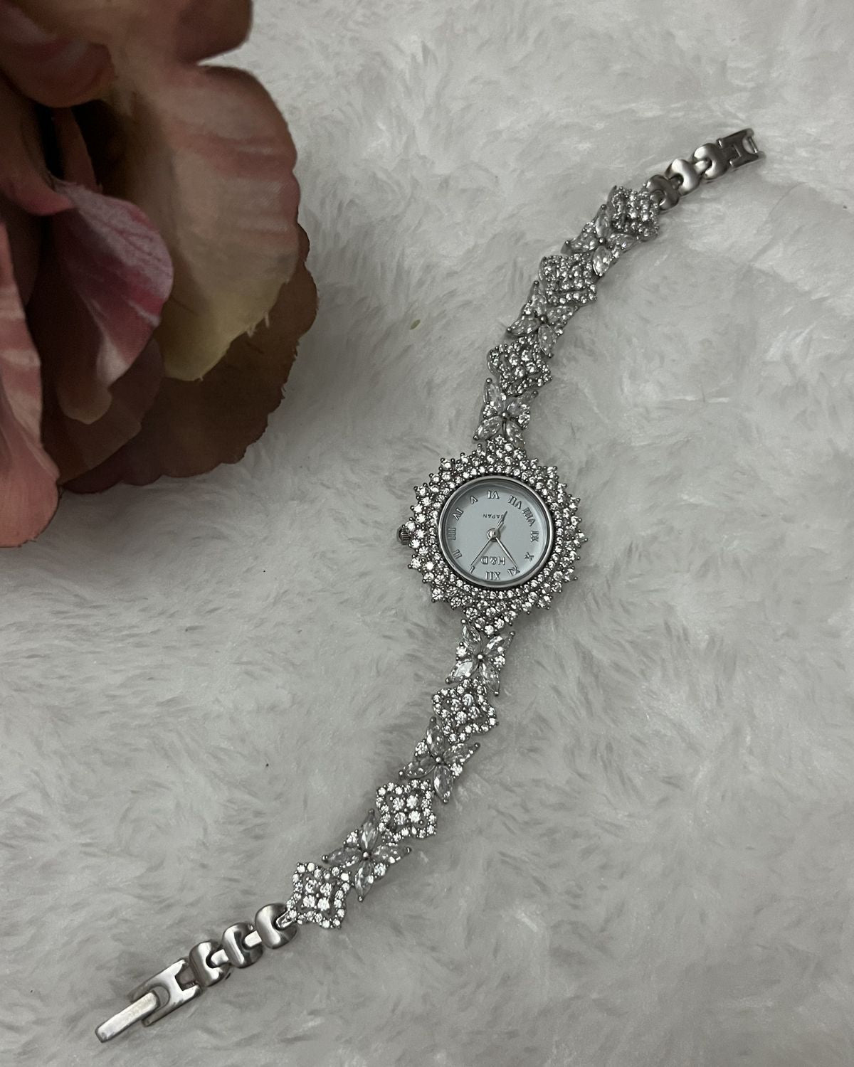 Rodyum Kaplı Zirkon Taşlı Kadın Saat 18 cm 92796